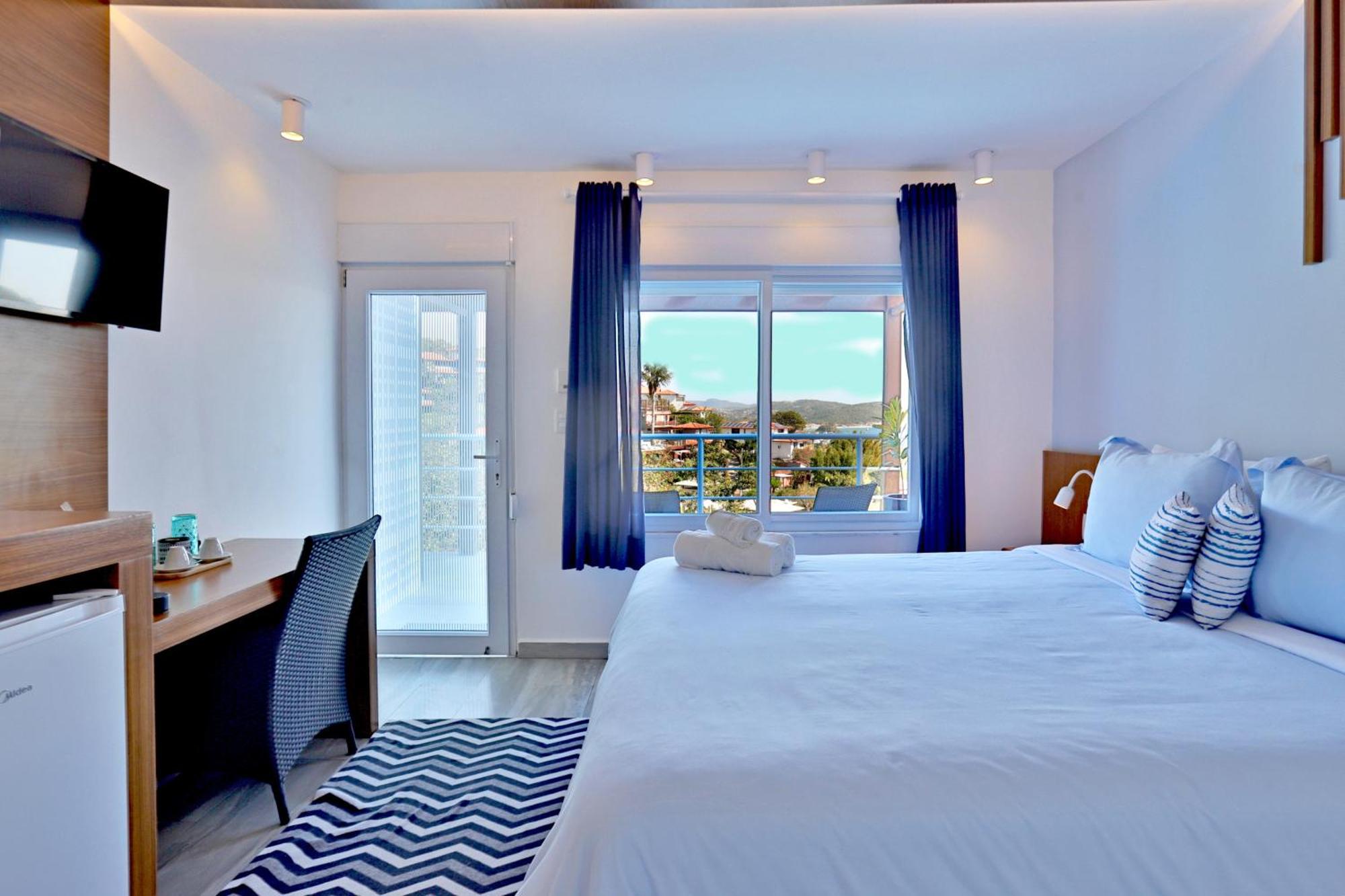 Santorini 4*